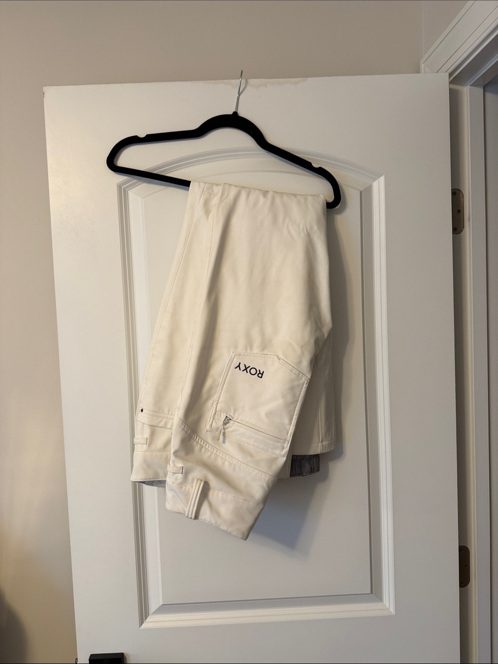 Roxy white snow or ski pants